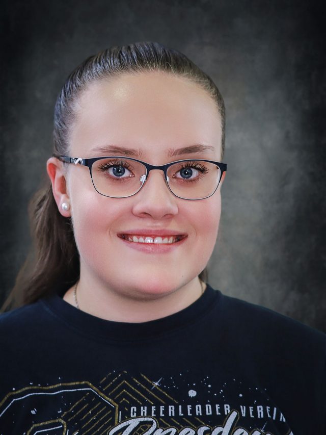https://cheerleader-verein-dresden.de/wp-content/uploads/2025/08/Calista-Otto-640x853.jpg