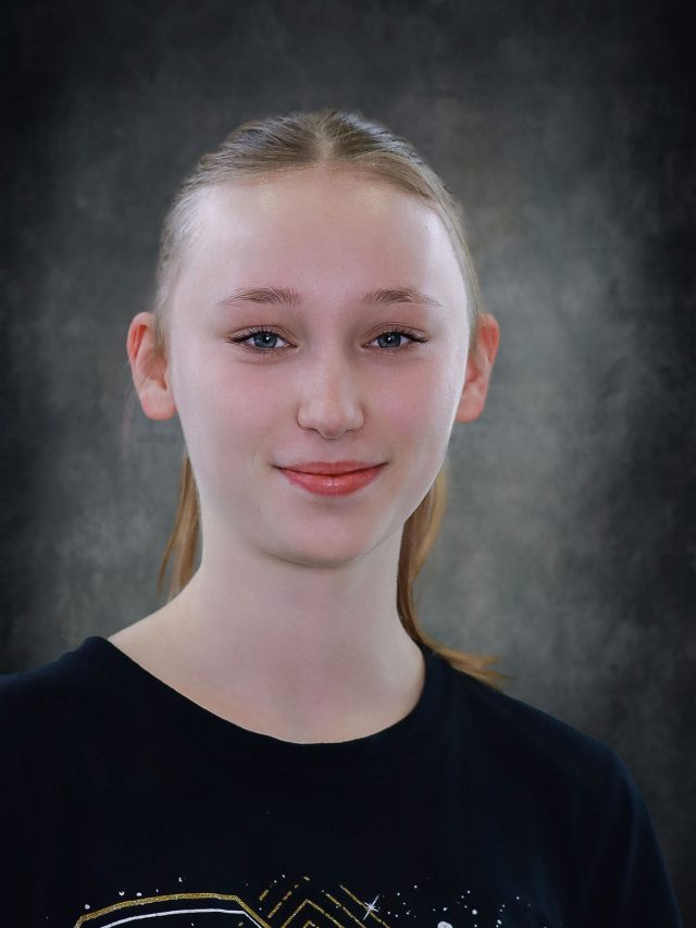 https://cheerleader-verein-dresden.de/wp-content/uploads/2025/08/Emma-Rochelt-640x853.jpg