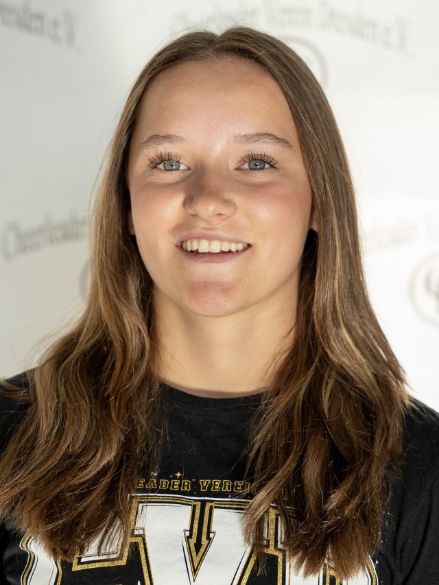 Laura-Sophie https://cheerleader-verein-dresden.de/wp-content/uploads/2026/03/Laura-Sophie-640x853.jpg