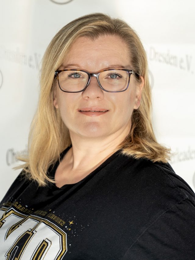 Steffi https://cheerleader-verein-dresden.de/wp-content/uploads/2026/03/Steffi-1-640x853.jpg